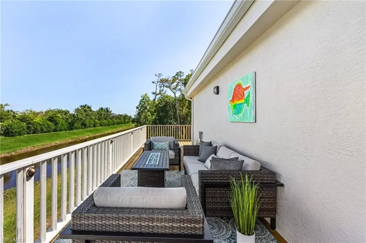 Balcony with an outdoor living space