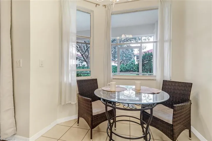 605 Lalique Cir # 802, Naples Fl 34119