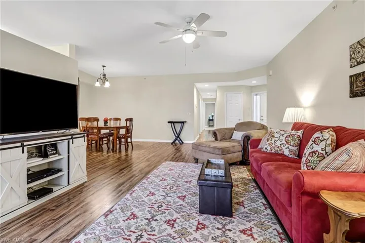 605 Lalique Cir # 802, Naples Fl 34119