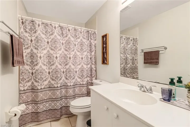 605 Lalique Cir # 802, Naples Fl 34119