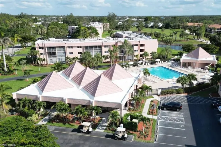 190 Turtle Lake Ct 311, Naples, Florida 34105