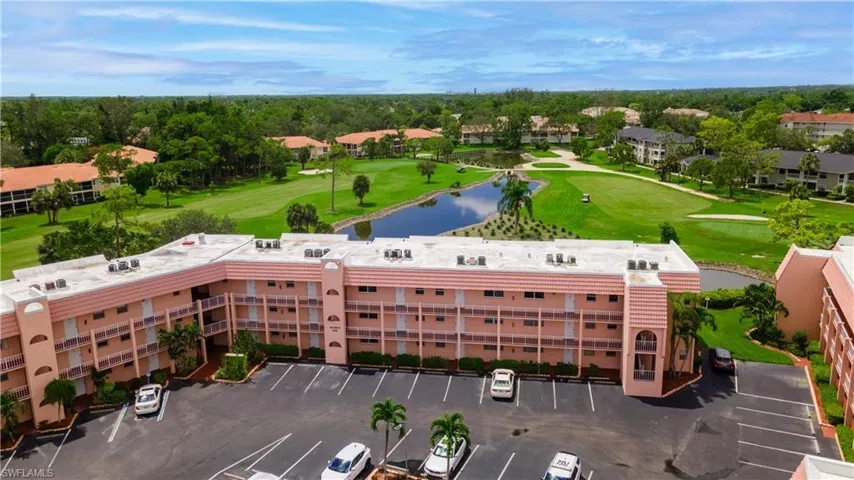 190 Turtle Lake Ct 311, Naples, Florida 34105