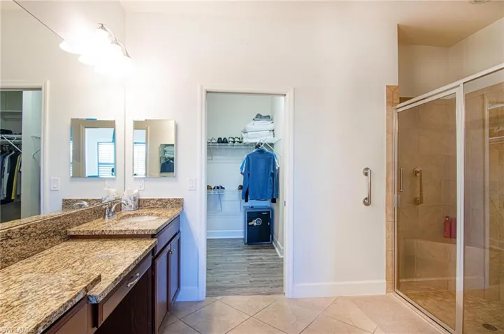 2637 Vareo Ct, Cape Coral, Florida 33991