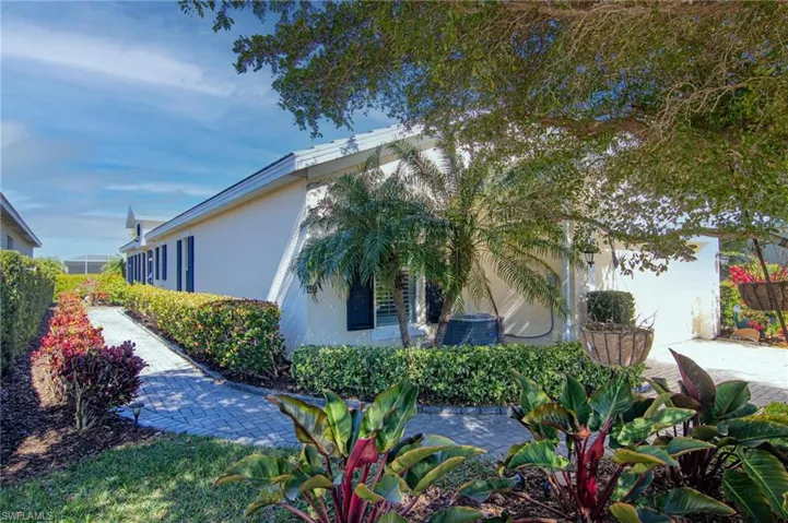 2637 Vareo Ct, Cape Coral, Florida 33991