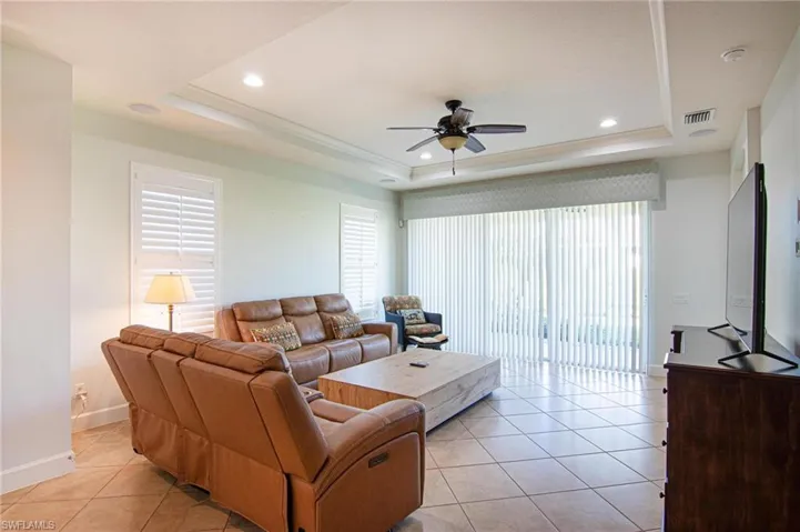2637 Vareo Ct, Cape Coral, Florida 33991