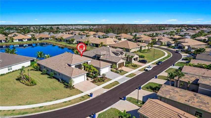 28571  Lobos  CIR, Bonita Springs, FL 34135