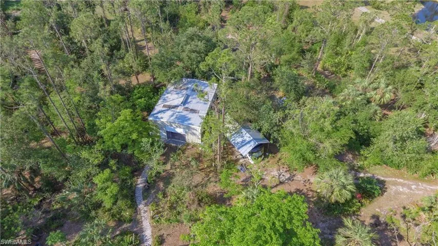 6670  Chipper  LN, North Fort Myers, FL 33917