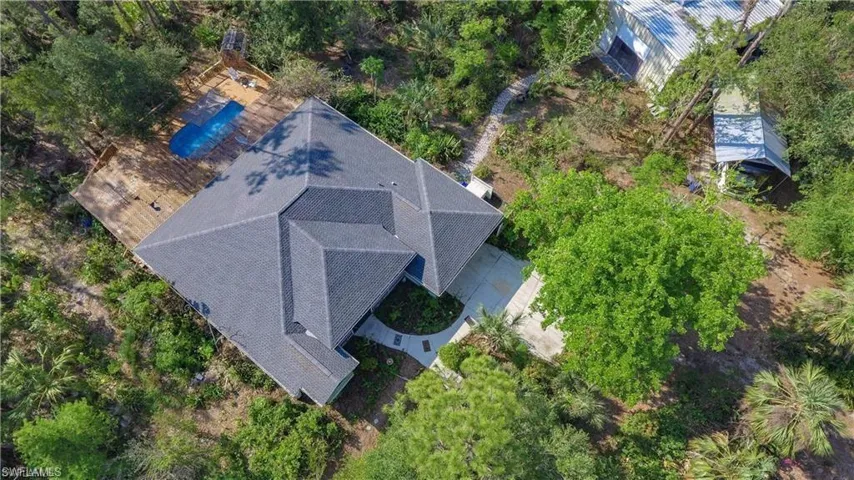 6670  Chipper  LN, North Fort Myers, FL 33917