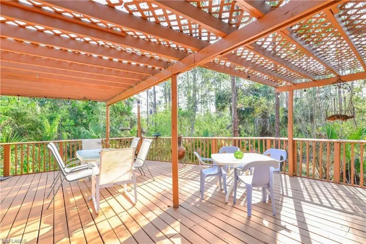 6670  Chipper  LN, North Fort Myers, FL 33917