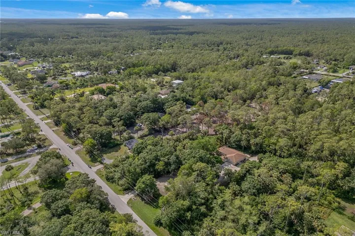 3210  2nd SE AVE, Naples, FL 34117