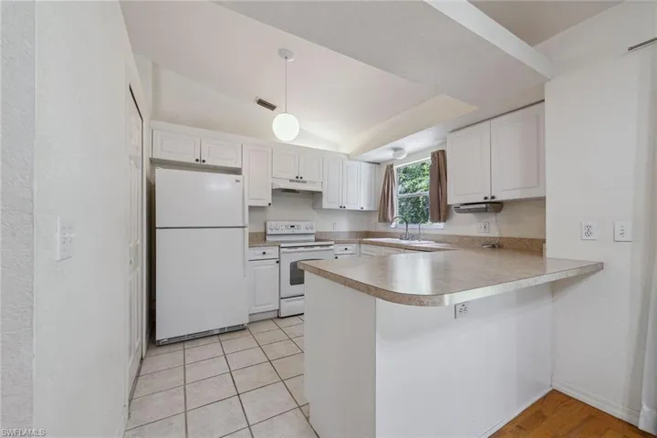 3210  2nd SE AVE, Naples, FL 34117