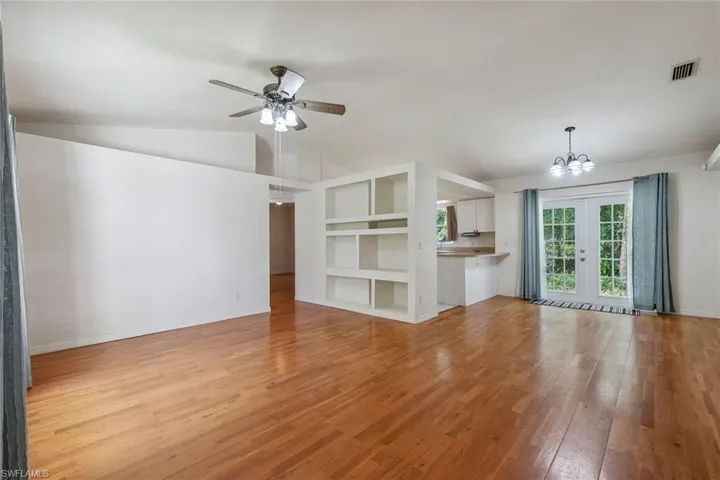 3210  2nd SE AVE, Naples, FL 34117