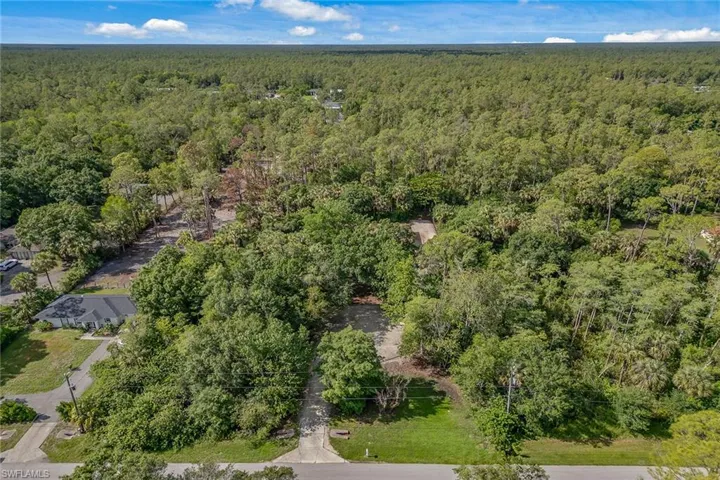 3210  2nd SE AVE, Naples, FL 34117