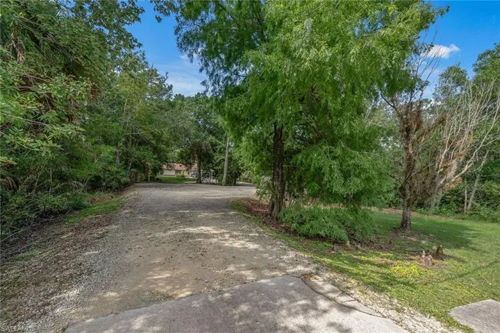 3210  2nd SE AVE, Naples, FL 34117