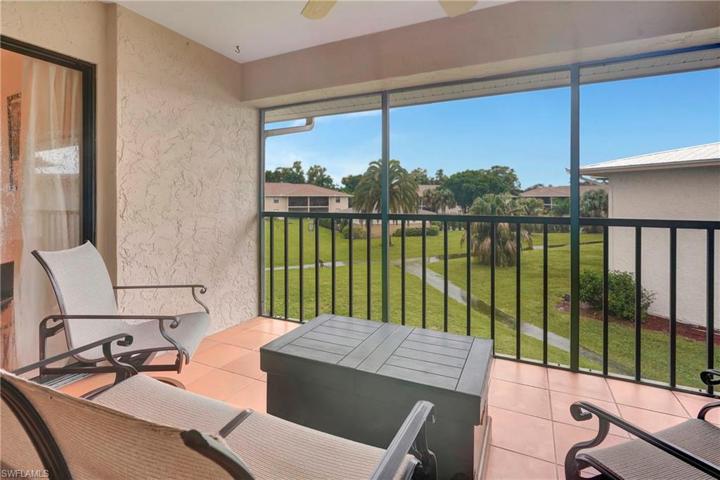 ENJOY THE VIEW FROM YOUR 2ND FLOOR SCREENED LANAI