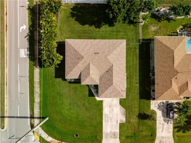 Bird's eye view of the property