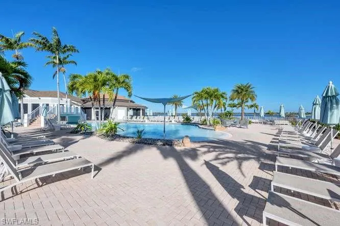 9074 Limestone Ln, Naples, Florida 34105
