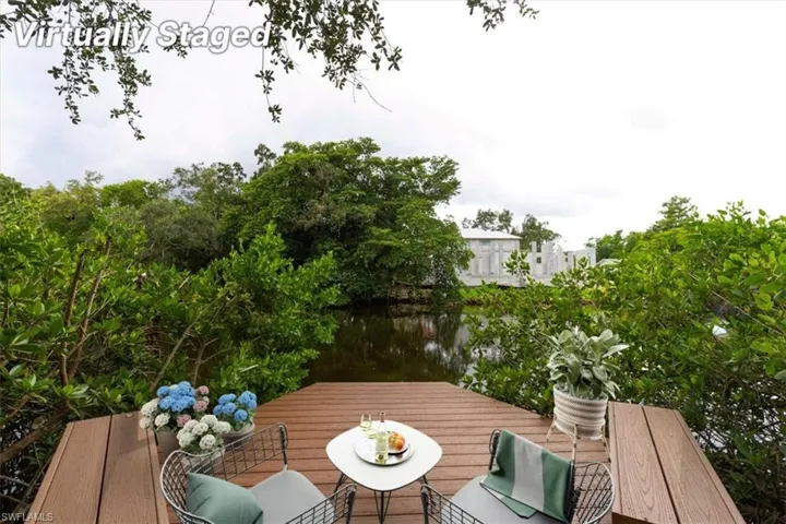 3240 Collee Ct - Dock Virtually Staged