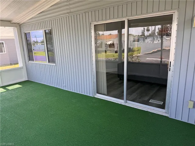 Sun room facing living/dining area of home