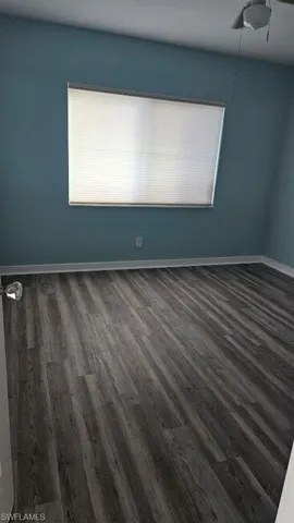 Laundry room with independent washer and dryer