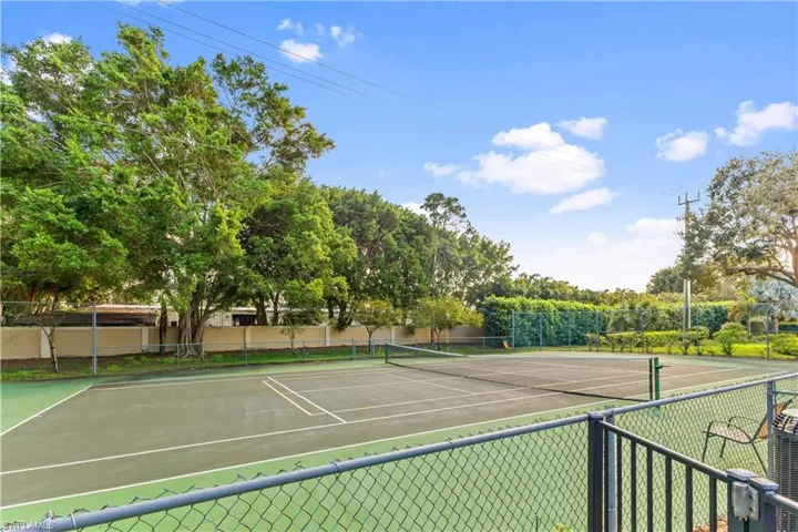 Cavendish Court Neighborhood Tennis/Pickleball Court