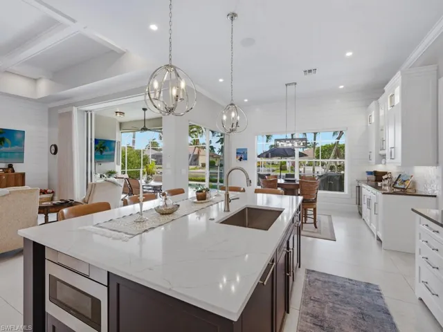 1533 Buccaneer Ct, Marco Island, Florida 34145