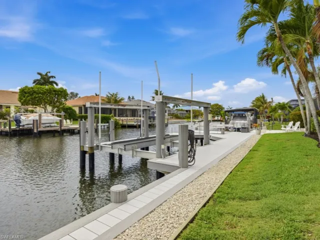 1533 Buccaneer Ct, Marco Island, Florida 34145