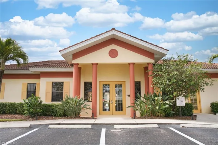 13730 Julias Way 726, Fort Myers, Florida 33919
