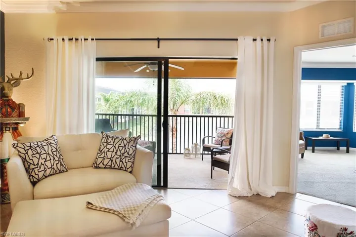 13730 Julias Way 726, Fort Myers, Florida 33919