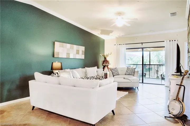 13730 Julias Way 726, Fort Myers, Florida 33919
