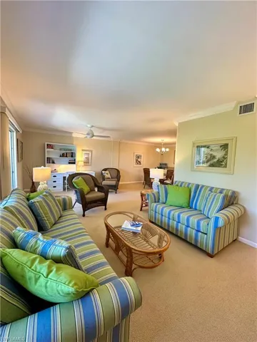 555  Park Shore  DR, Naples, FL 34103
