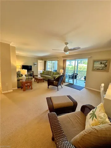 555  Park Shore  DR, Naples, FL 34103