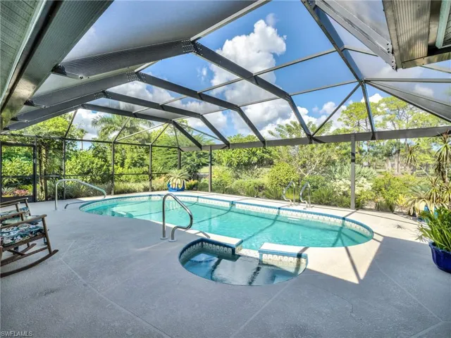 106  Cherry Hill  CT, Naples, FL 34113