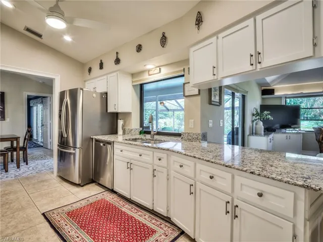 106  Cherry Hill  CT, Naples, FL 34113