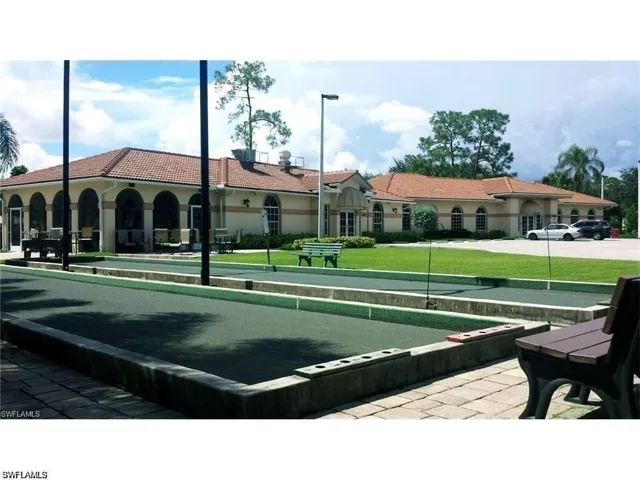 Bocci ball courts