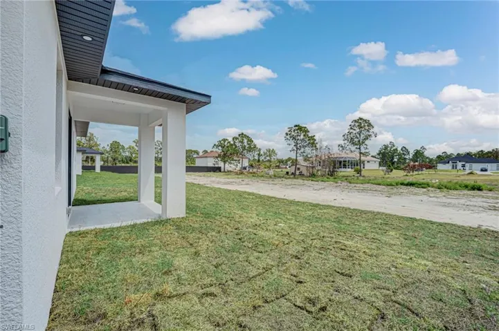 1002 Pine Ave, Lehigh Acres, Florida 33972