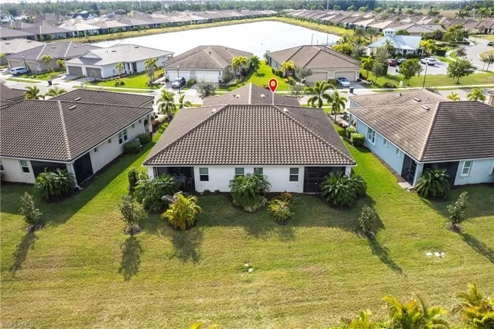 Birds eye view of property