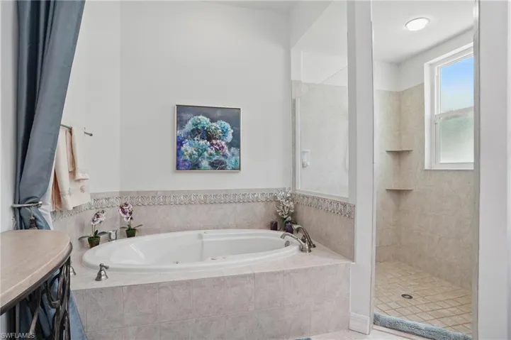 Tub