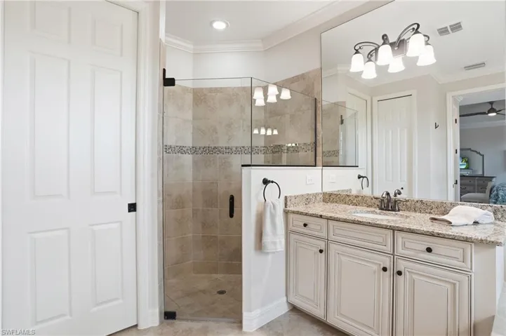 Walk in shower, dual separate vanities