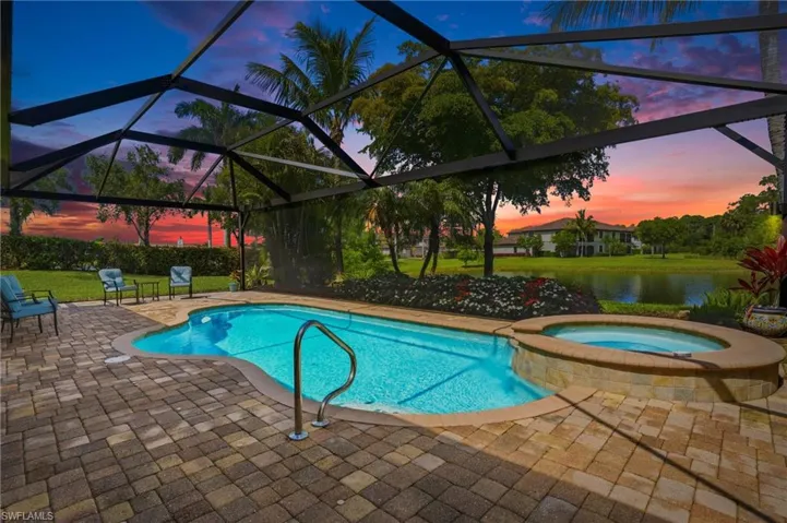 Welcome home to Ponte Rialto in Treviso Bay where you have stunning sunsets all year round!