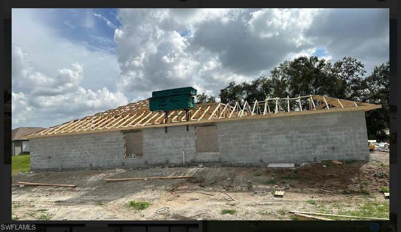 2301  DOGWOOD  AVE, Lehigh Acres, FL 33971