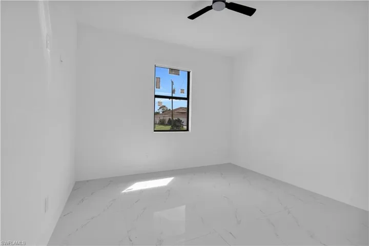 3205  57th W ST, Lehigh Acres, FL 33971