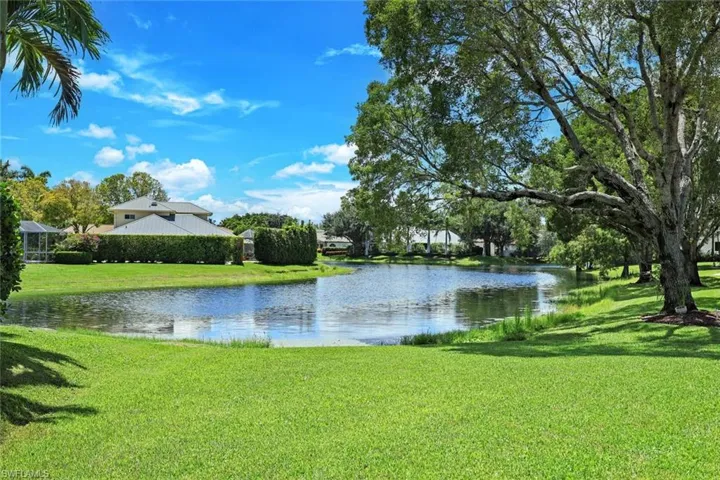 7998  Beaumont  CT, Naples, FL 34109