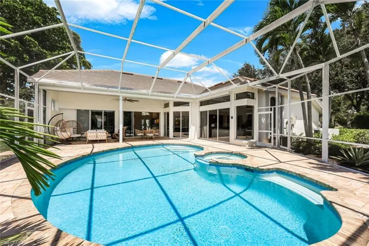 7998  Beaumont  CT, Naples, FL 34109