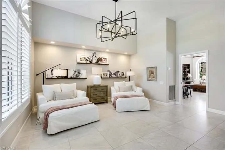 7998  Beaumont  CT, Naples, FL 34109