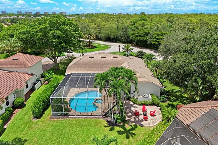 7998  Beaumont  CT, Naples, FL 34109