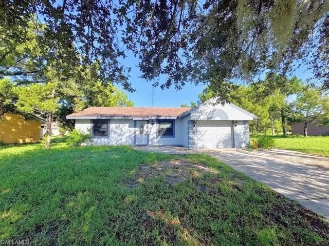 2026 Schooner Dr, Labelle, Florida 33935