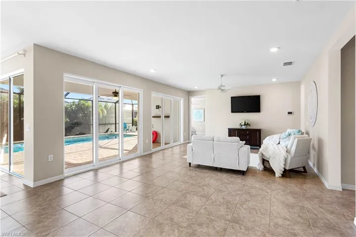 3310 NW 1st  TER, Cape Coral, FL 33993