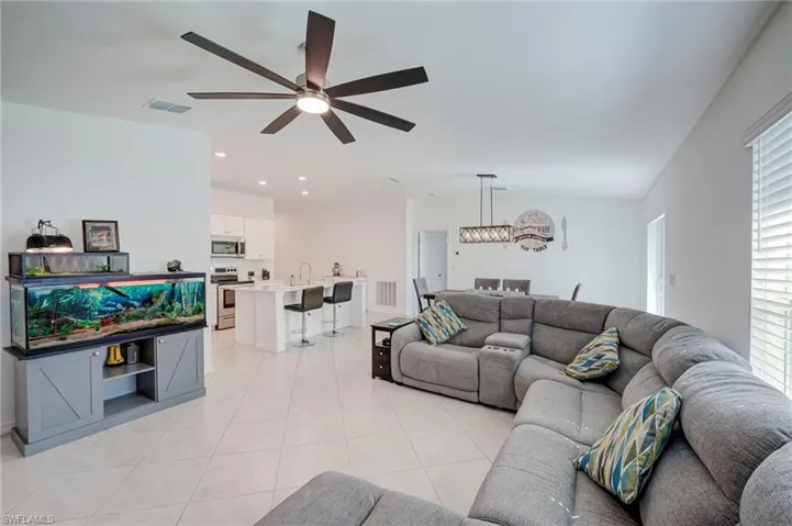 420 Paddock St, Lehigh Acres, Florida 33974