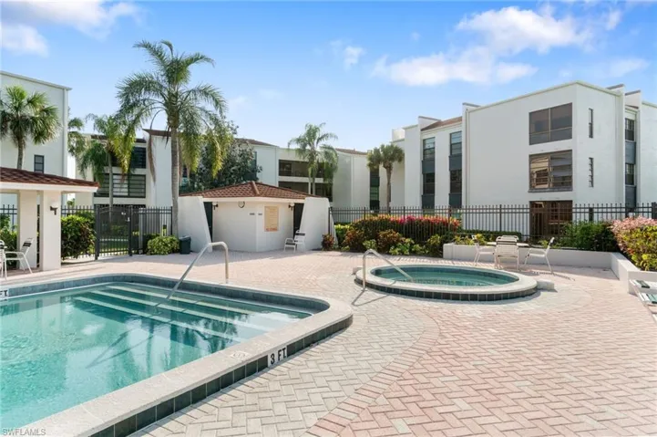 3605 Boca Ciega DR # 114, NAPLES FL 34112